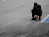 TEST F1 JEREZ 29 GENNAIO, Pirelli tyre technician takes a track temperature reading.
29.01.2014. Formula One Testing, Day Two, Jerez, Spain.