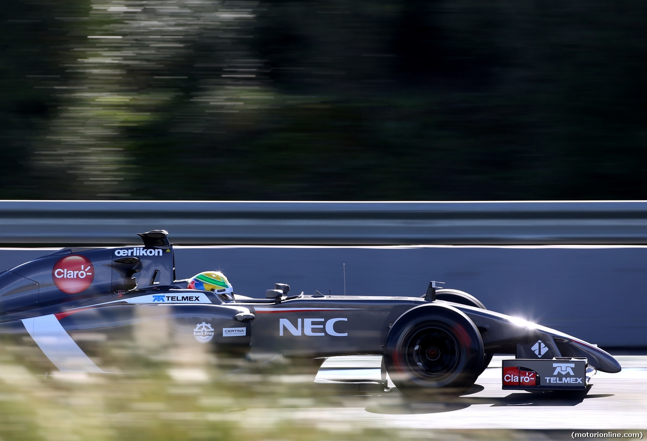TEST F1 JEREZ 29 GENNAIO, Esteban Gutierrez (MEX), Sauber F1 Team 
29.01.2014. Formula One Testing, Day Two, Jerez, Spain.