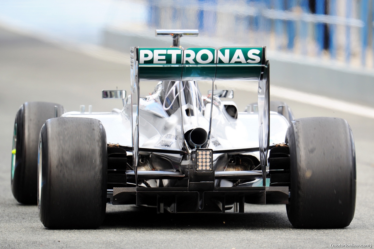 TEST F1 JEREZ 29 GENNAIO, Nico Rosberg (GER) Mercedes AMG F1 W05 rear diffuser detail.
29.01.2014. Formula One Testing, Day Two, Jerez, Spain.