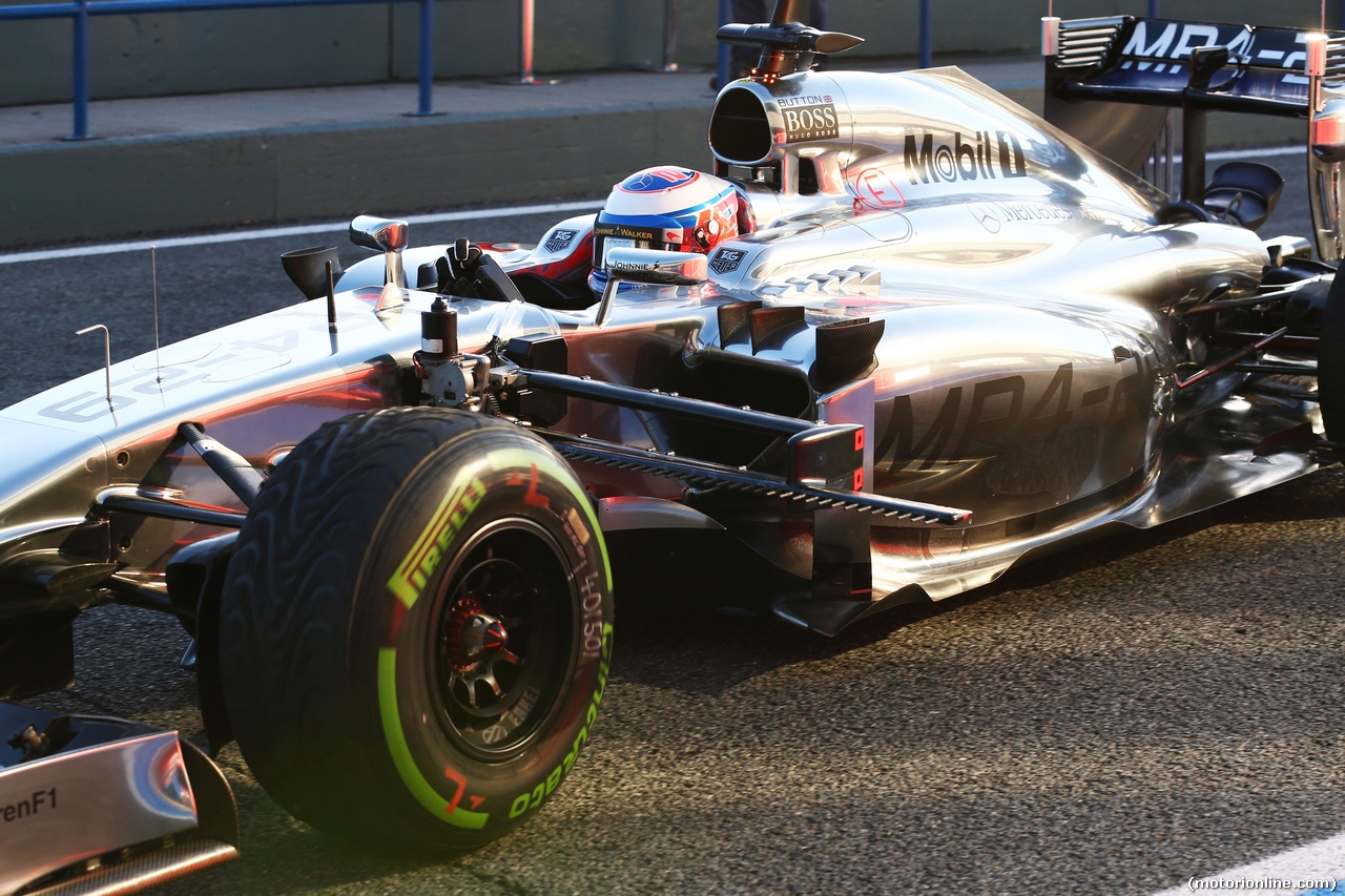 TEST F1 JEREZ 30 GENNAIO, Jenson Button (GBR) McLaren MP4-29 running sensor equipment.
30.01.2014. Formula One Testing, Day Three, Jerez, Spain.