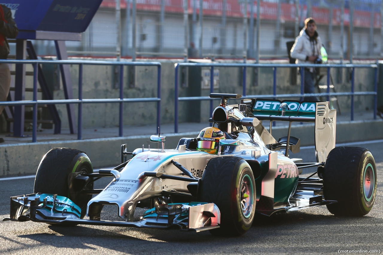 TEST F1 JEREZ 30 GENNAIO, Lewis Hamilton (GBR) Mercedes AMG F1 W05.
30.01.2014. Formula One Testing, Day Three, Jerez, Spain.