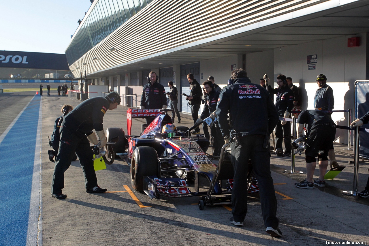TEST F1 JEREZ 30 GENNAIO, 30.01.2014- Jean-Eric Vergne (FRA) Scuderia Toro Rosso STR9
