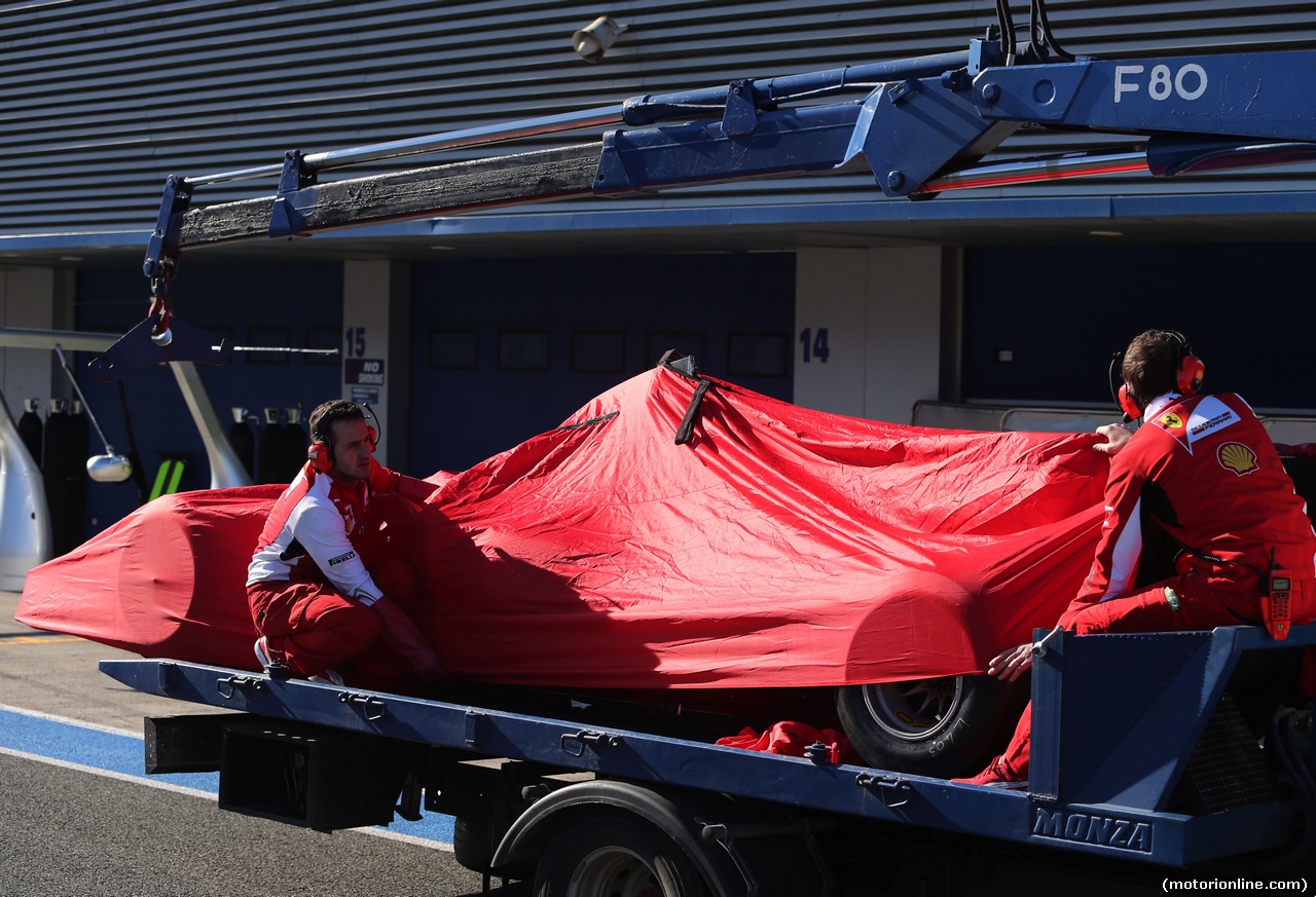 TEST F1 JEREZ 30 GENNAIO, Fernando Alonso (ESP), Ferrari stops on track
30.01.2014. Formula One Testing, Day Three, Jerez, Spain.