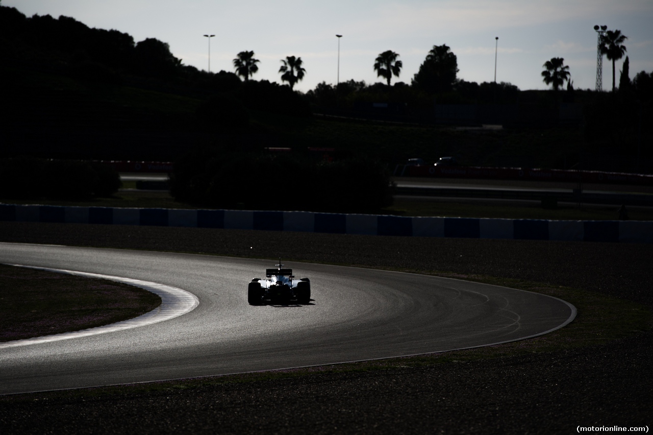 TEST F1 JEREZ 30 GENNAIO, Scenic low light action.
30.01.2014. Formula One Testing, Day Three, Jerez, Spain.