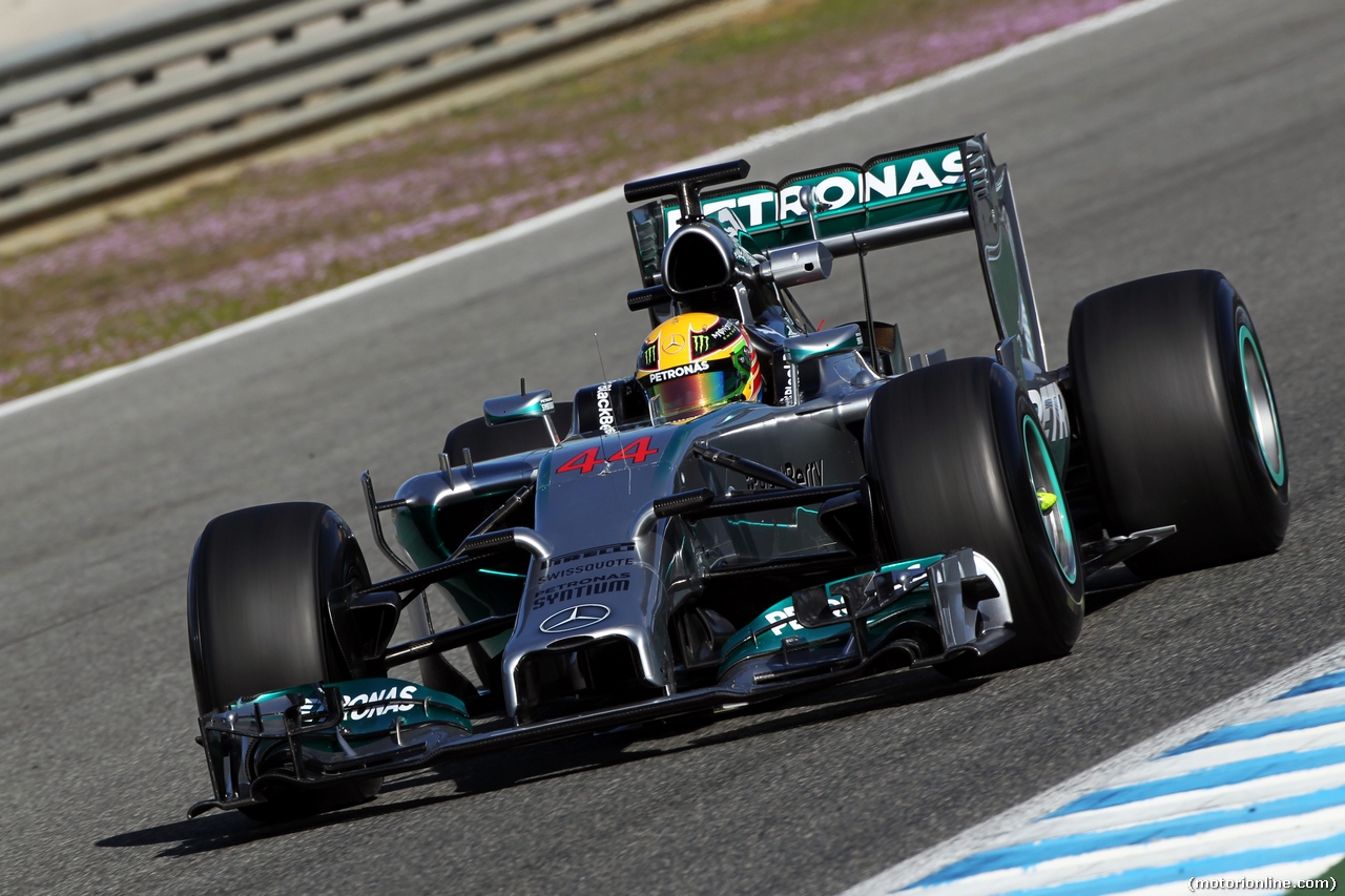 TEST F1 JEREZ 30 GENNAIO, Lewis Hamilton (GBR) Mercedes AMG F1 W05.
30.01.2014. Formula One Testing, Day Three, Jerez, Spain.