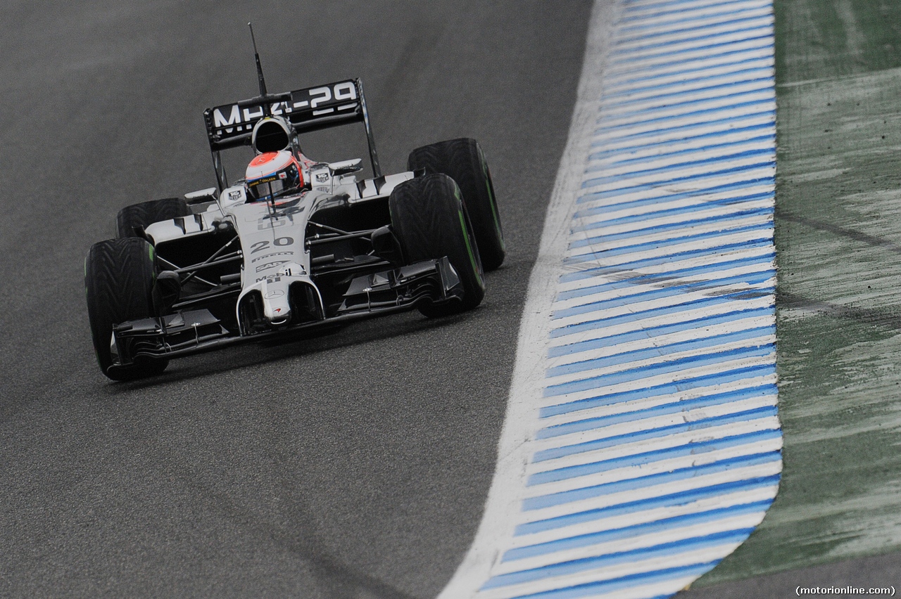 TEST F1 JEREZ 31 GENNAIO, Kevin Magnussen (DEN) McLaren MP4-29.
31.01.2014. Formula One Testing, Day Four, Jerez, Spain.
