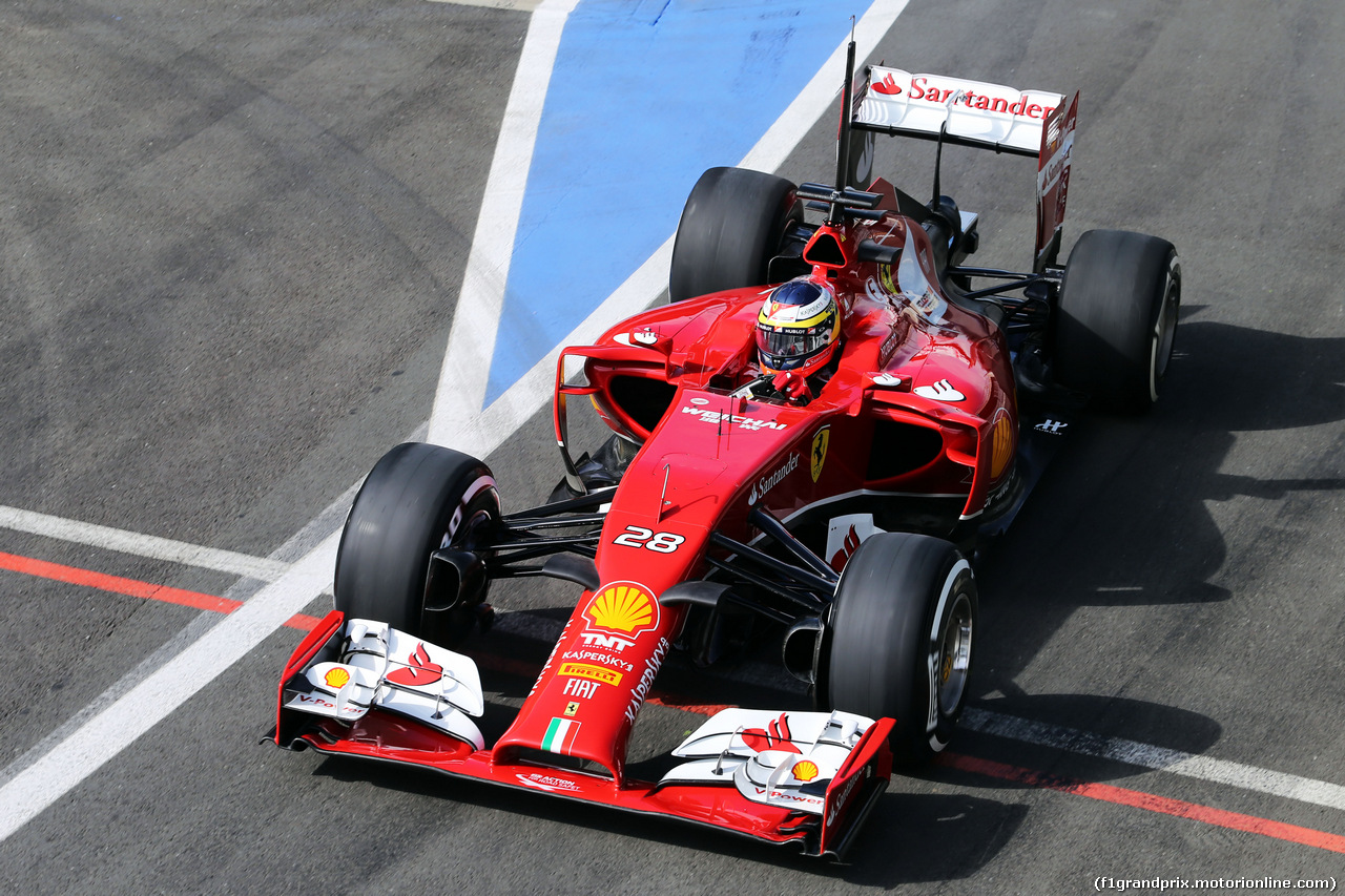 TEST SILVERSTONE 08 LUGLIO, Pedro De La Rosa (ESP) Ferrari F14-T Development Driver.
08.07.2014. Formula One Testing, Silverstone, England, Tuesday.
