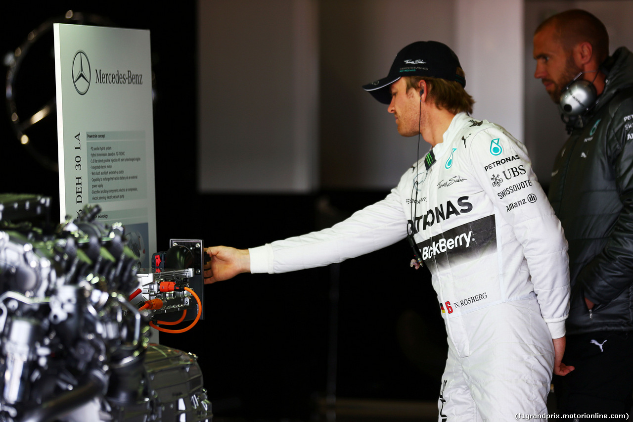 TEST SILVERSTONE 08 LUGLIO, Nico Rosberg (GER) Mercedes AMG F1.
08.07.2014. Formula One Testing, Silverstone, England, Tuesday.