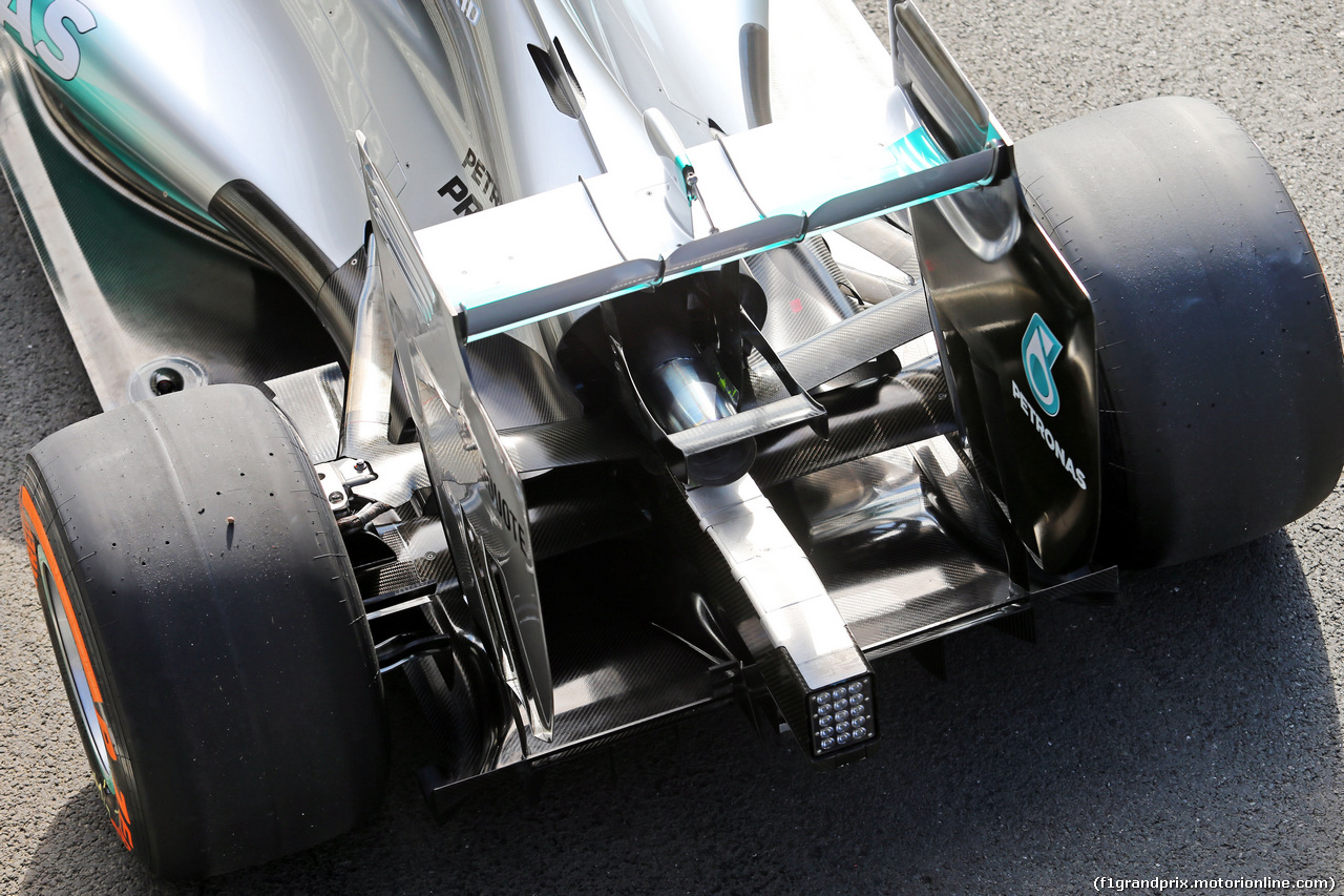 TEST SILVERSTONE 08 LUGLIO, Nico Rosberg (GER) Mercedes AMG F1 W05 rear wing detail.
08.07.2014. Formula One Testing, Silverstone, England, Tuesday.