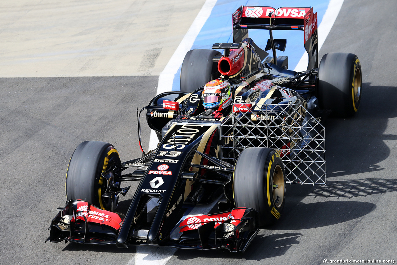 TEST SILVERSTONE 08 LUGLIO, Pastor Maldonado (VEN) Lotus F1 E21 running sensor equipment.
08.07.2014. Formula One Testing, Silverstone, England, Tuesday.