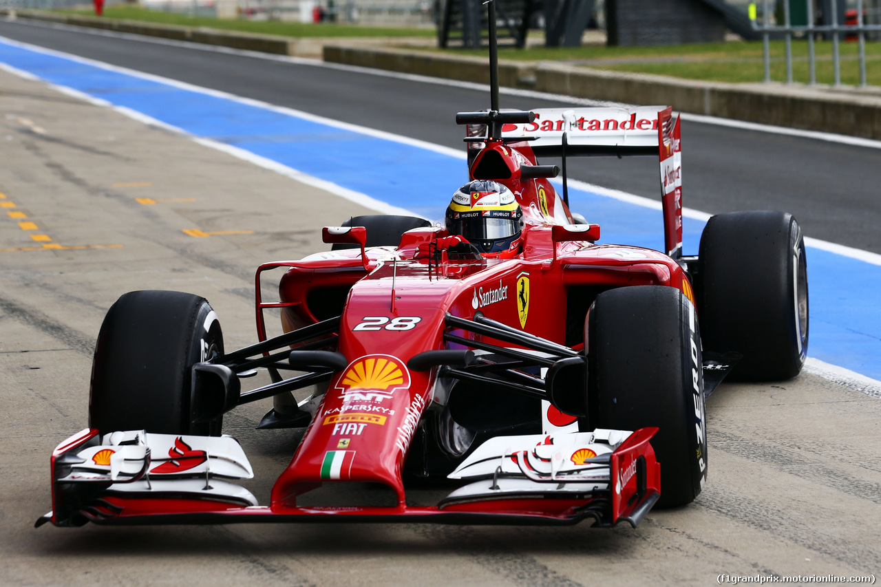 TEST SILVERSTONE 08 LUGLIO, Pedro De La Rosa (ESP) Ferrari F14-T Development Driver.
08.07.2014. Formula One Testing, Silverstone, England, Tuesday.