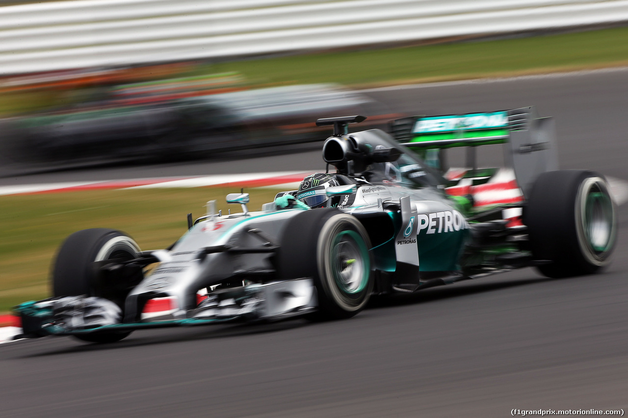 TEST SILVERSTONE 08 LUGLIO, Nico Rosberg (GER) Mercedes AMG F1 W05.
08.07.2014. Formula One Testing, Silverstone, England, Tuesday.