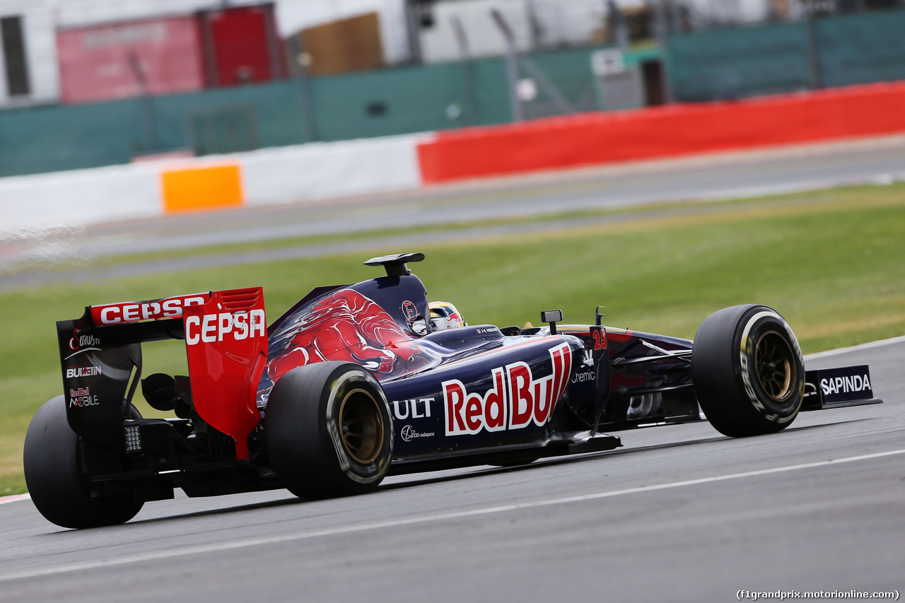 TEST SILVERSTONE 08 LUGLIO, Jean-Eric Vergne (FRA) Scuderia Toro Rosso STR9.
08.07.2014. Formula One Testing, Silverstone, England, Tuesday.