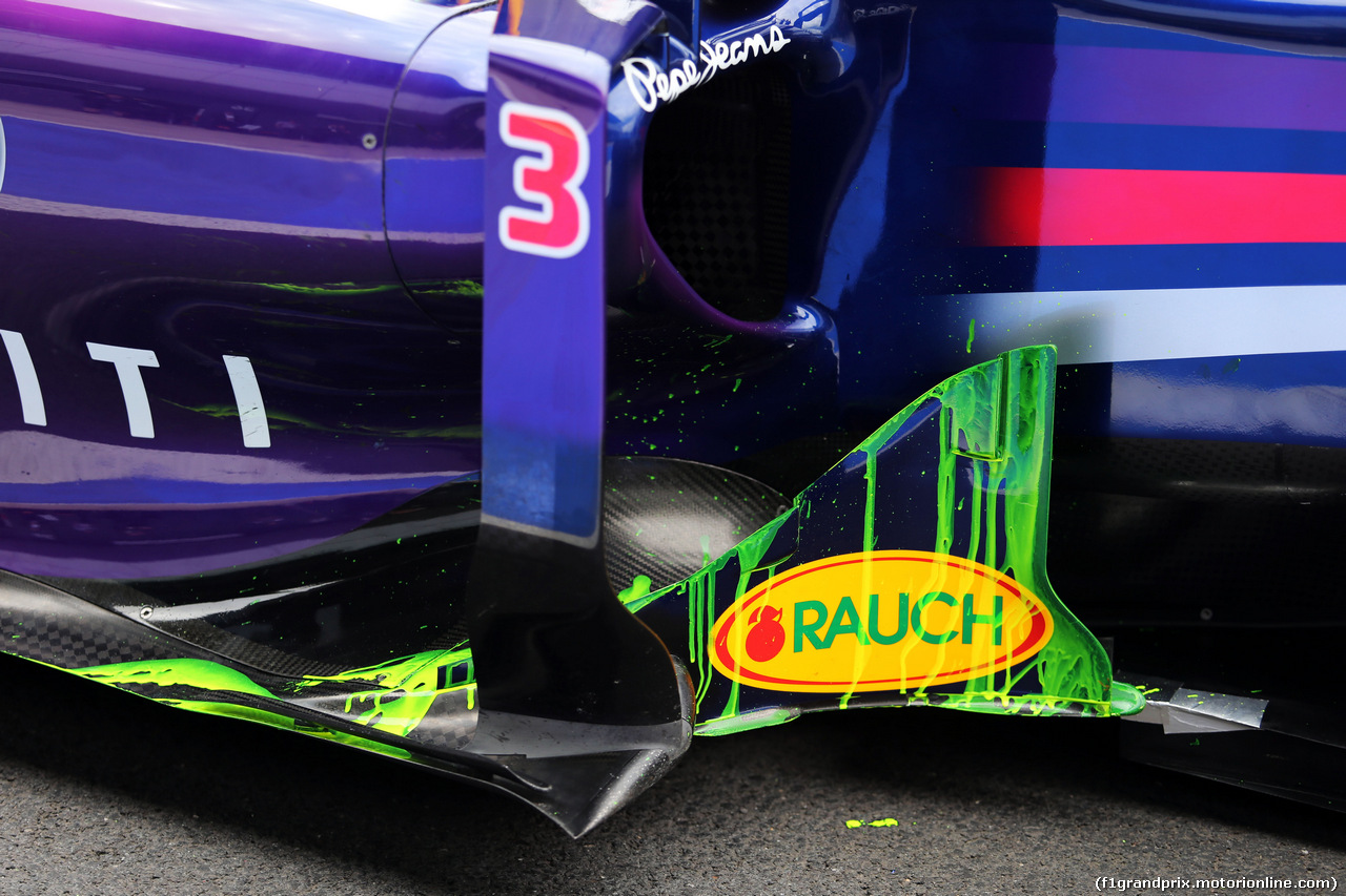 TEST SILVERSTONE 08 LUGLIO, Flow-vis paint on the Red Bull Racing RB10 sidepod.
08.07.2014. Formula One Testing, Silverstone, England, Tuesday.