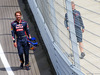 TEST SILVERSTONE 08 LUGLIO, Jean-Eric Vergne (FRA) Scuderia Toro Rosso STR9 walks back to the pits after stopping on the circuit.
08.07.2014. Formula One Testing, Silverstone, England, Tuesday.