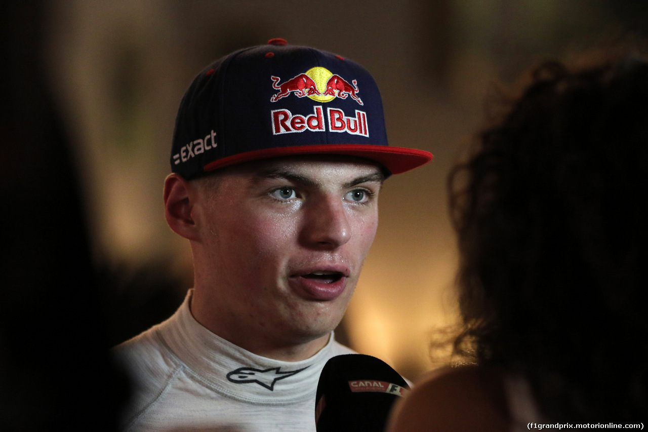 GP ABU DHABI, 28.11.2015 - Max Verstappen (NED) Scuderia Toro Rosso STR10