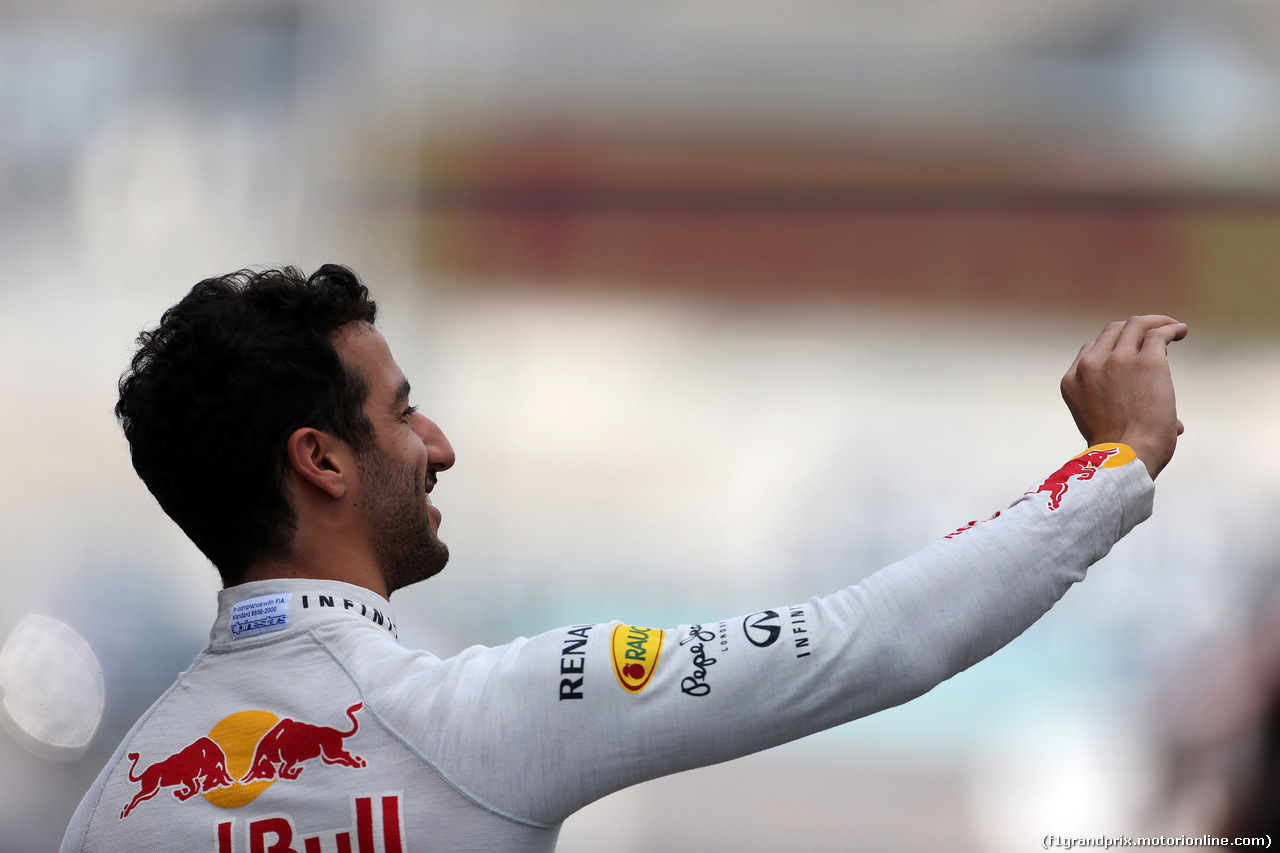 GP ABU DHABI, 29.11.2015 - Daniel Ricciardo (AUS) Red Bull Racing RB11