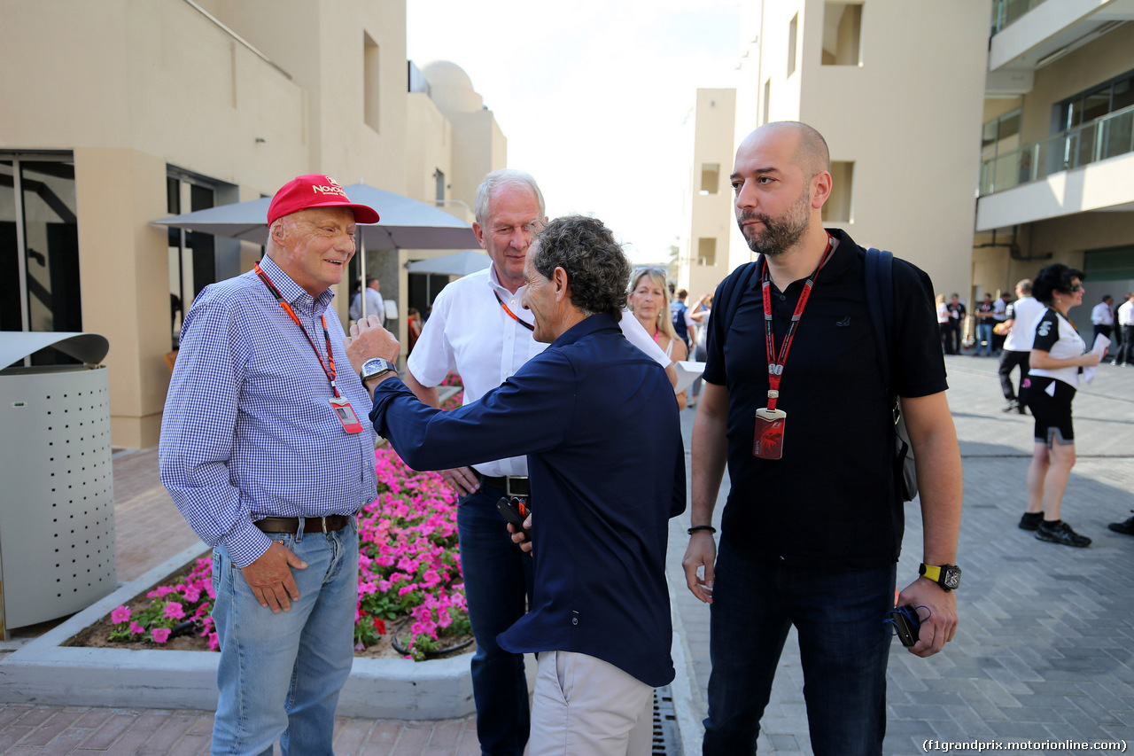 GP ABU DHABI, 29.11.2015 - Nikki Lauda (AU), Mercedes, Alain Prost, Helmut Marko (AUT), Red Bull Racing, Red Bull Advisor e Gerard Lopez (FRA) Lotus F1 Team Principal