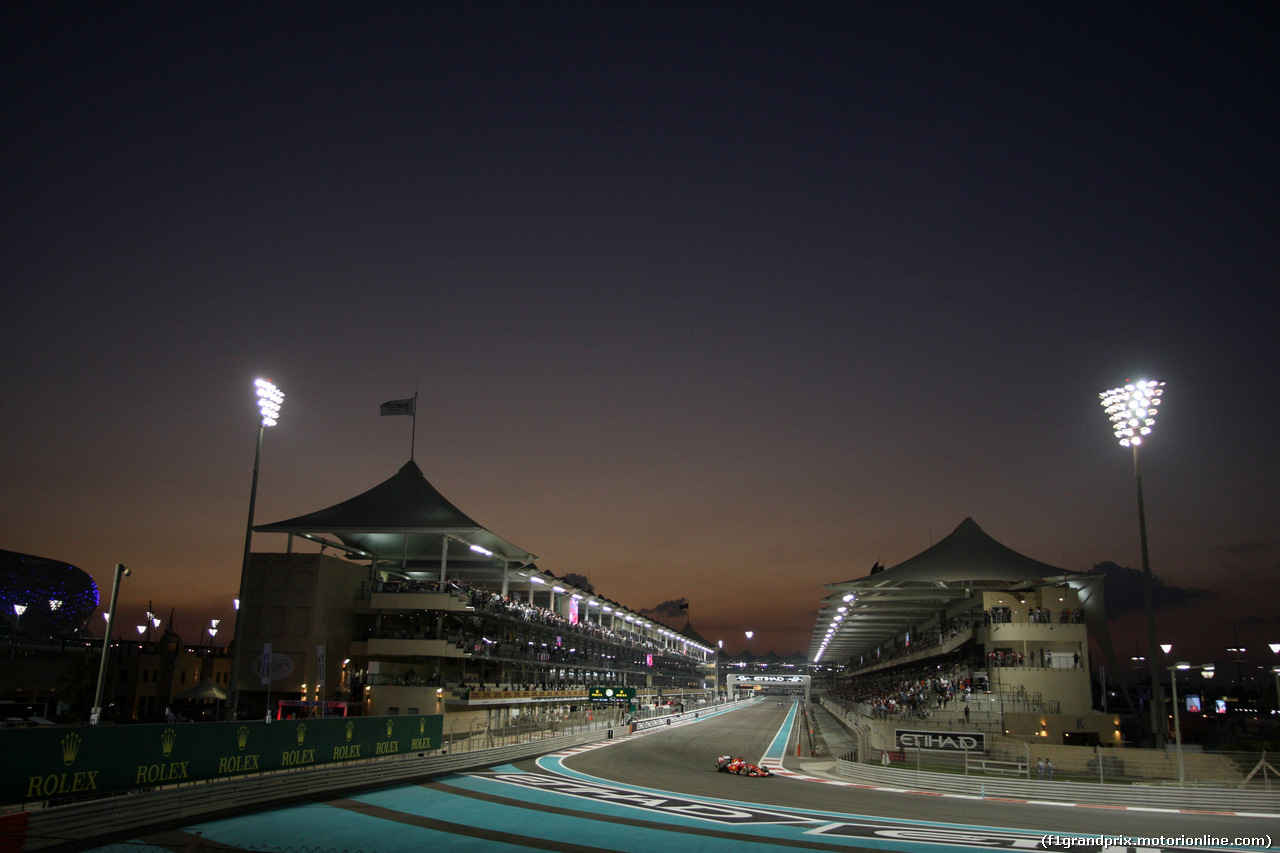 GP ABU DHABI, 29.11.2015 - Gara, Sebastian Vettel (GER) Ferrari SF15-T