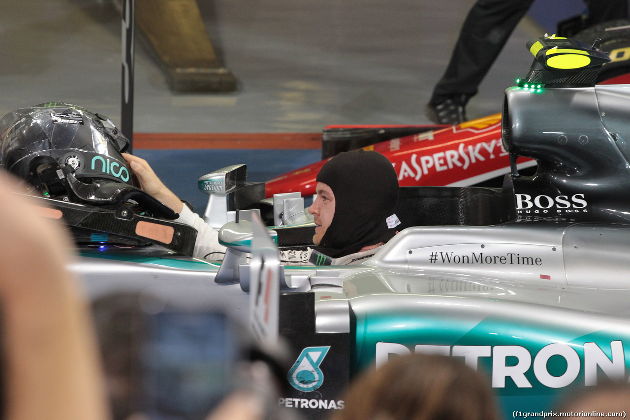 GP ABU DHABI, 29.11.2015 - Gara, Nico Rosberg (GER) Mercedes AMG F1 W06 vincitore