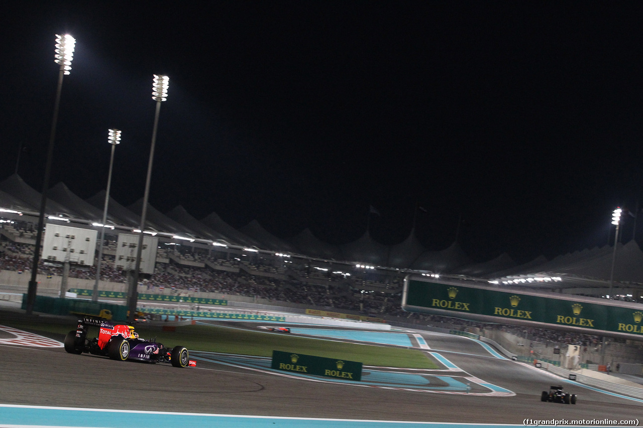GP ABU DHABI, 29.11.2015 - Gara, Daniel Ricciardo (AUS) Red Bull Racing RB11