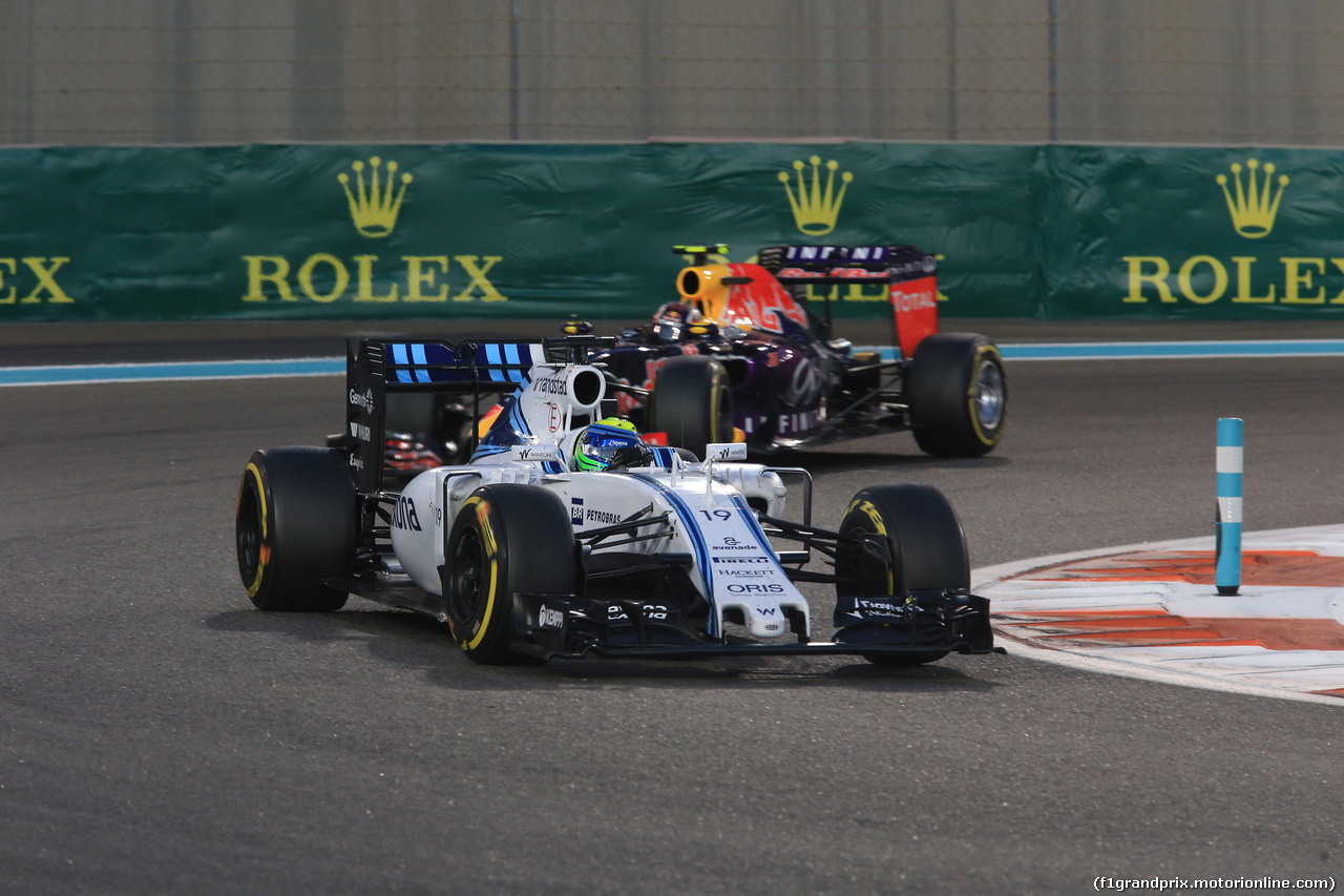 GP ABU DHABI, 29.11.2015 - Gara, Felipe Massa (BRA) Williams F1 Team FW37 davanti a Daniil Kvyat (RUS) Red Bull Racing RB11