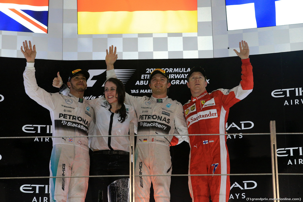 GP ABU DHABI, 29.11.2015 - Gara, 1st position Nico Rosberg (GER) Mercedes AMG F1 W06 vincitore, secondo Lewis Hamilton (GBR) Mercedes AMG F1 W06 e terzo Kimi Raikkonen (FIN) Ferrari SF15-T