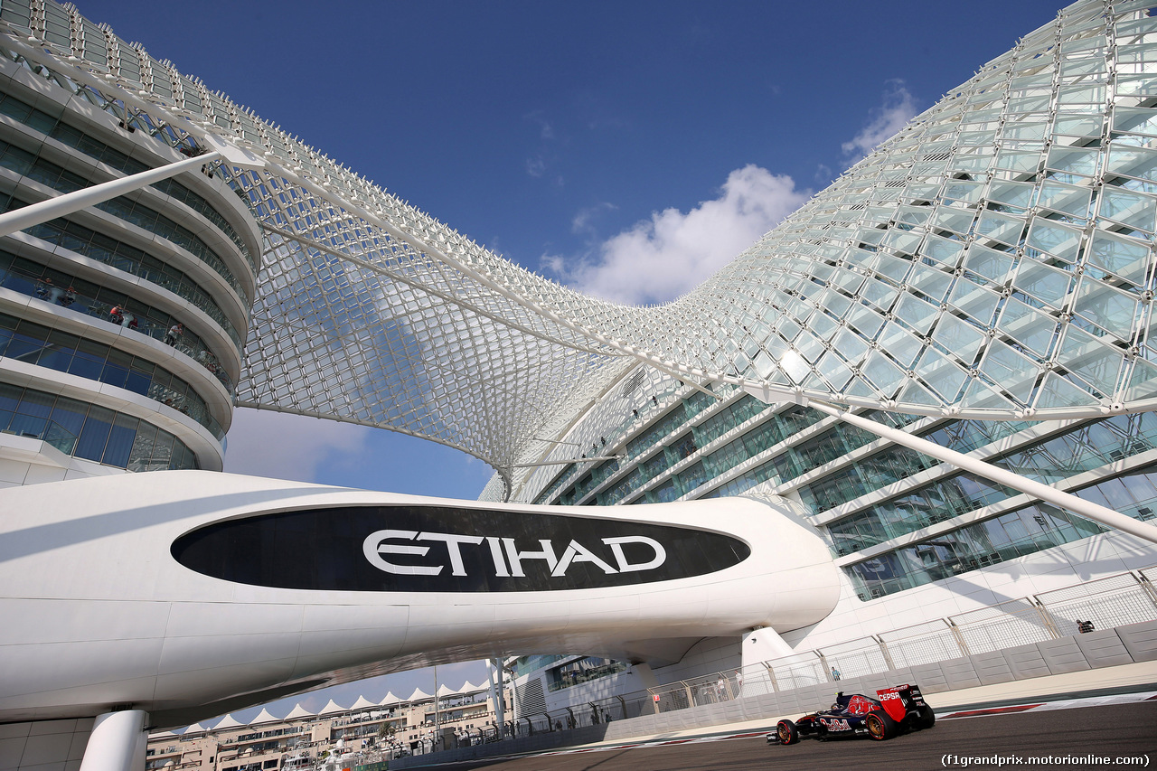 GP ABU DHABI, 28.11.2015 - Prove Libere 3, Max Verstappen (NED) Scuderia Toro Rosso STR10