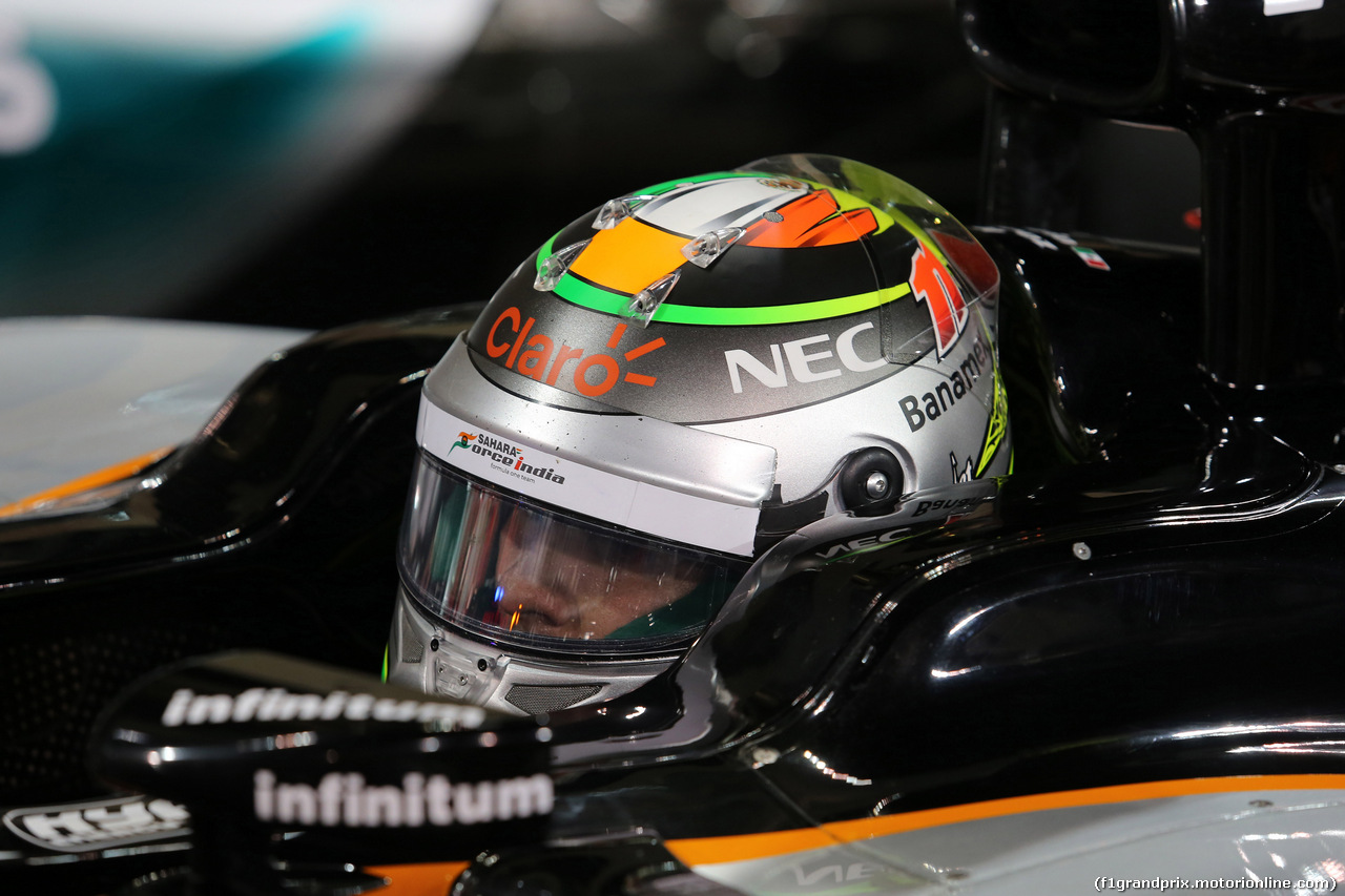 GP ABU DHABI, 28.11.2015 - Qualifiche, Sergio Perez (MEX) Sahara Force India F1 VJM08