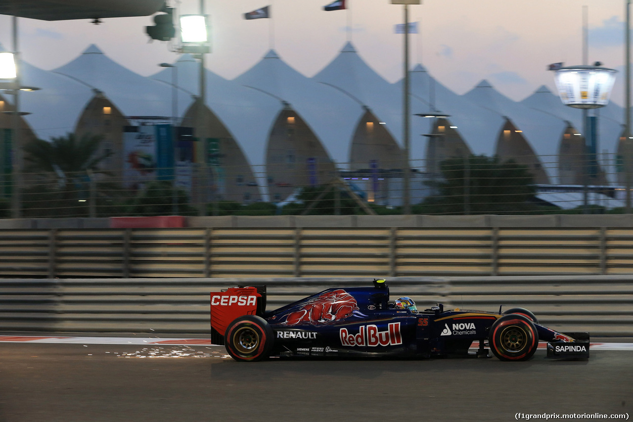 GP ABU DHABI, 28.11.2015 - Qualifiche, Carlos Sainz Jr (ESP) Scuderia Toro Rosso STR10