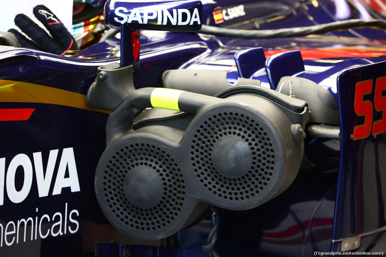 GP ABU DHABI, 27.11.2015 - Prove Libere 1, Carlos Sainz Jr (ESP) Scuderia Toro Rosso STR10
