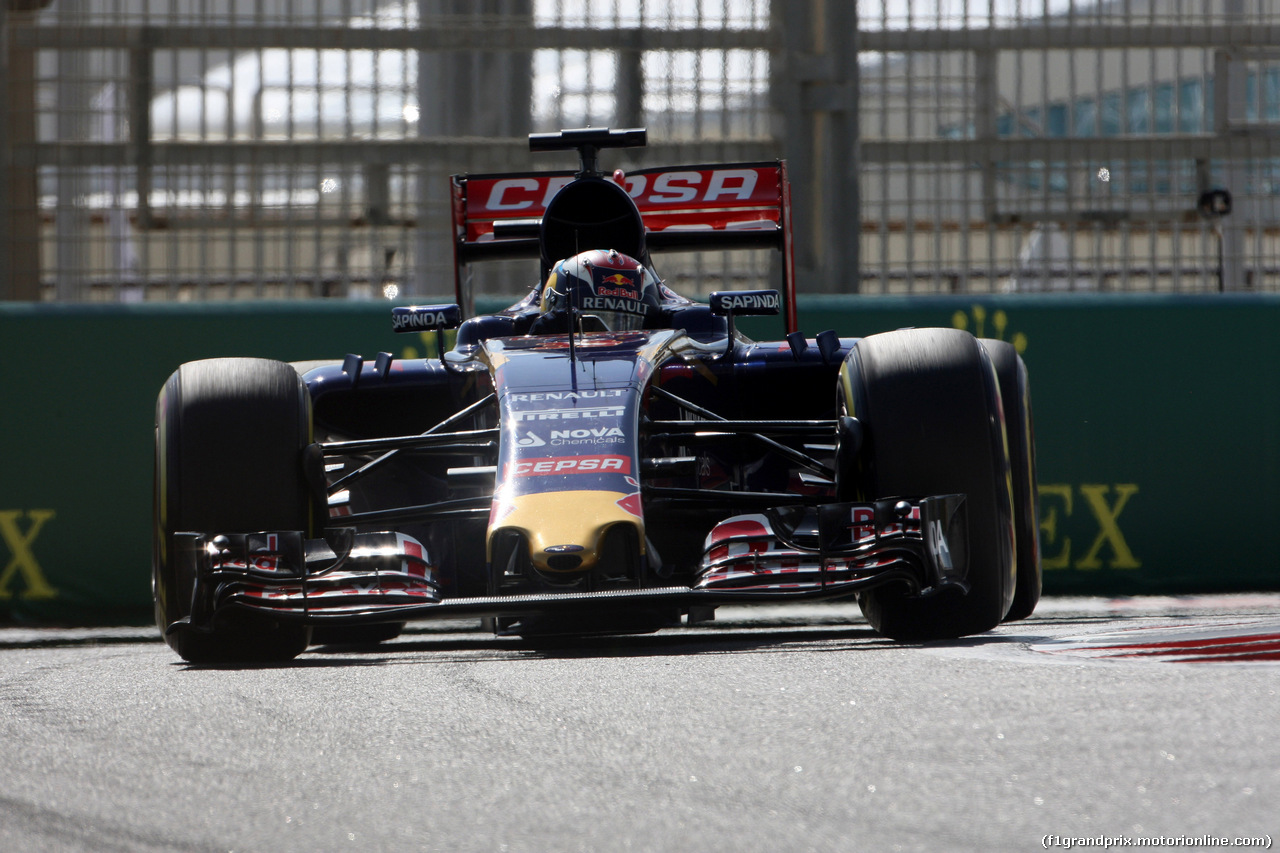 GP ABU DHABI, 27.11.2015 - Prove Libere 1, Max Verstappen (NED) Scuderia Toro Rosso STR10