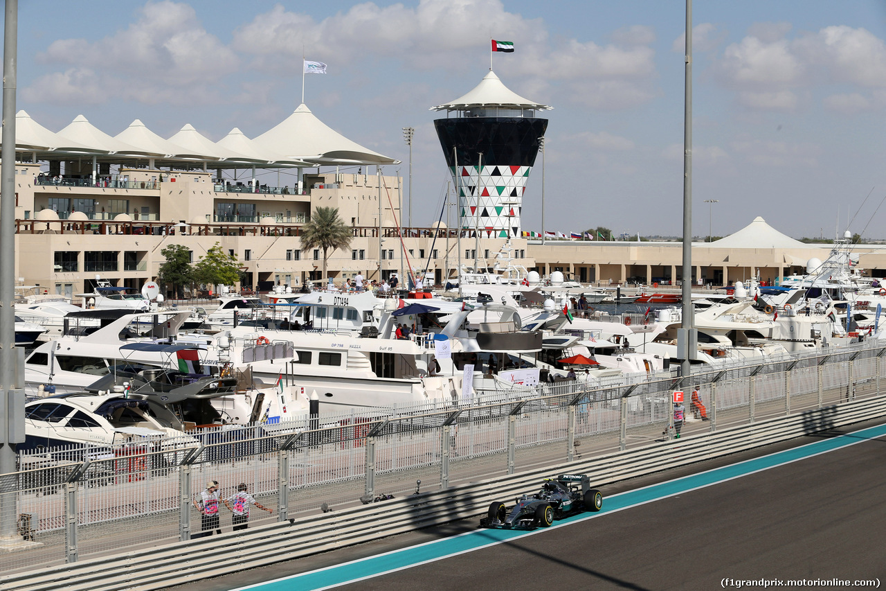 GP ABU DHABI, 27.11.2015 - Prove Libere 1, Nico Rosberg (GER) Mercedes AMG F1 W06