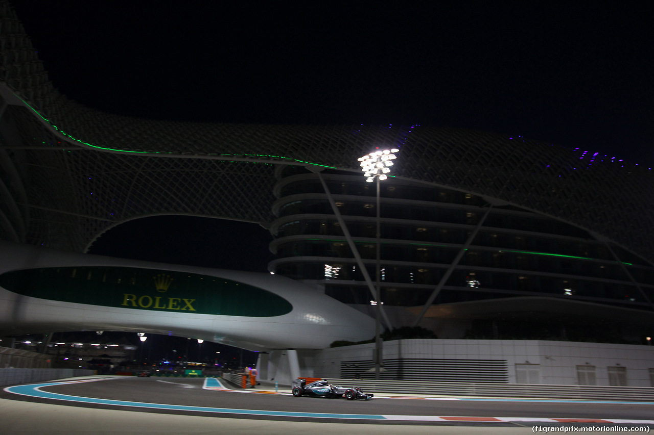 GP ABU DHABI, 27.11.2015 - Prove Libere 2, Lewis Hamilton (GBR) Mercedes AMG F1 W06