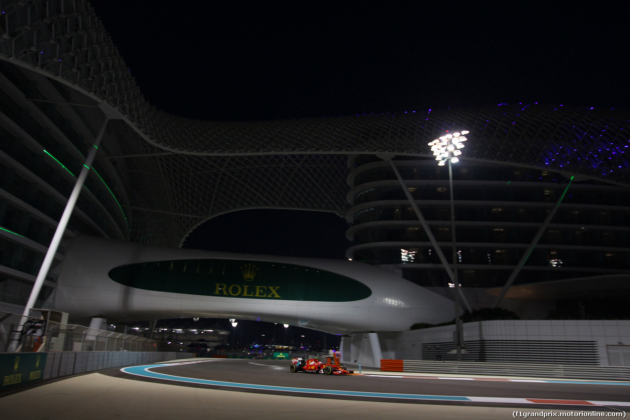 GP ABU DHABI, 27.11.2015 - Prove Libere 2, Kimi Raikkonen (FIN) Ferrari SF15-T