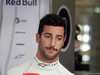 GP ABU DHABI, 27.11.2015 - Free Practice 1, Daniel Ricciardo (AUS) Red Bull Racing RB11
