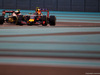 GP ABU DHABI, 27.11.2015 - Free Practice 2, Daniil Kvyat (RUS) Red Bull Racing RB11 e Pastor Maldonado (VEN) Lotus F1 Team E23