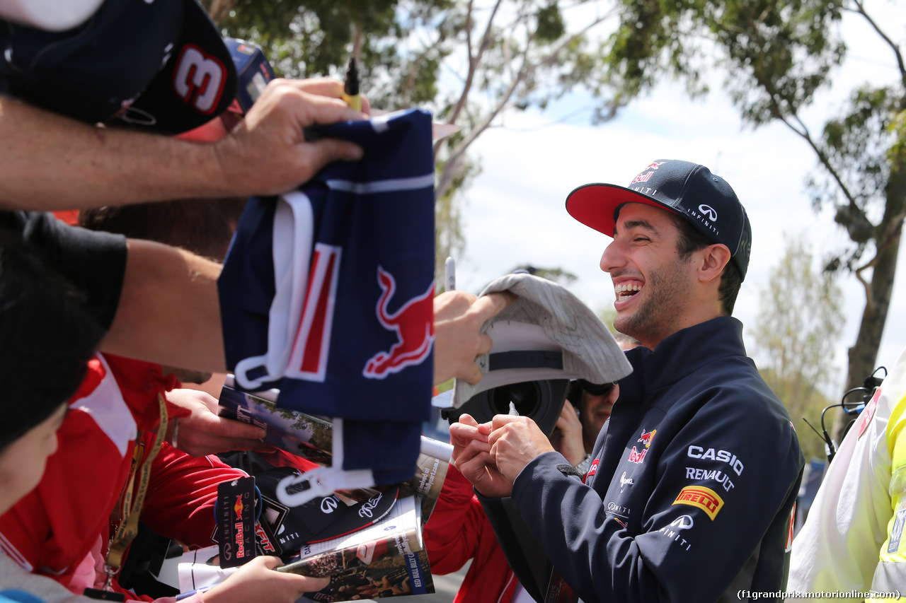 GP AUSTRALIA, 12.03.2015 - Daniel Ricciardo (AUS) Red Bull Racing RB11