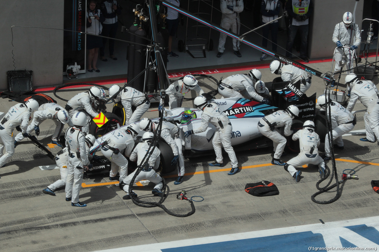 GP AUSTRIA, 21.06.2015- Gara, pit stop of Felipe Massa (BRA) Williams F1 Team FW37
