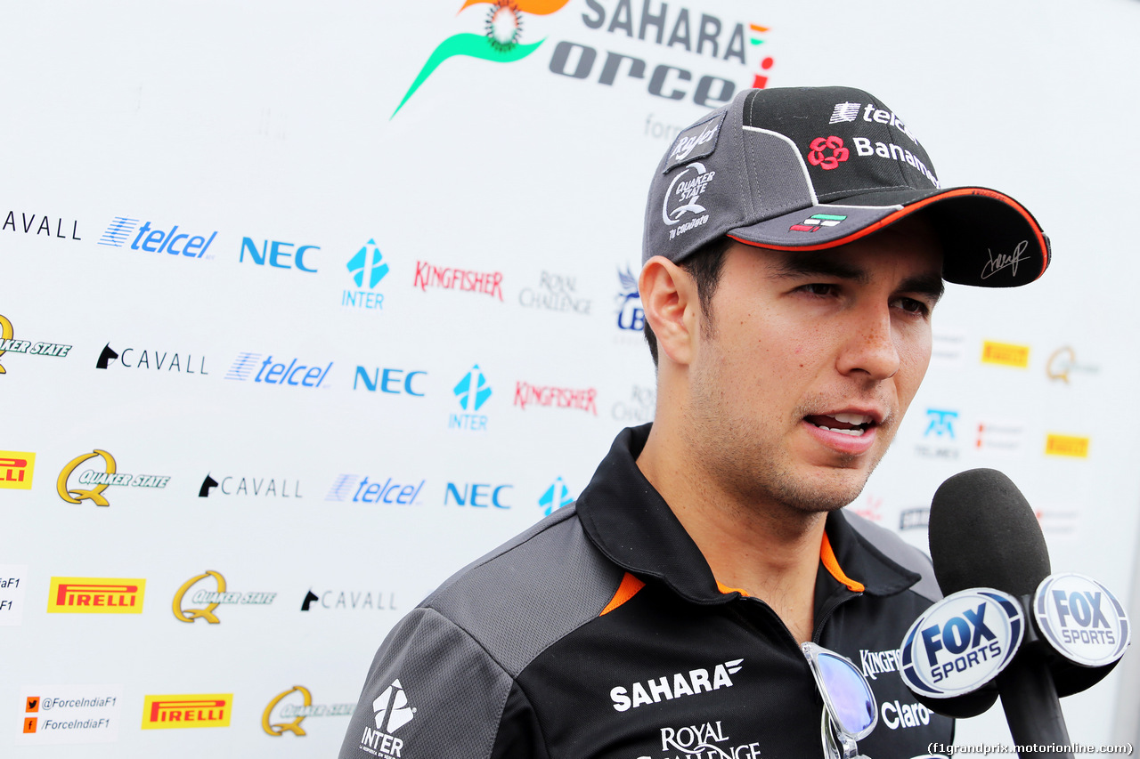 GP AUSTRIA, Sergio Perez (MEX) Sahara Force India F1 with the media.
18.06.2015.