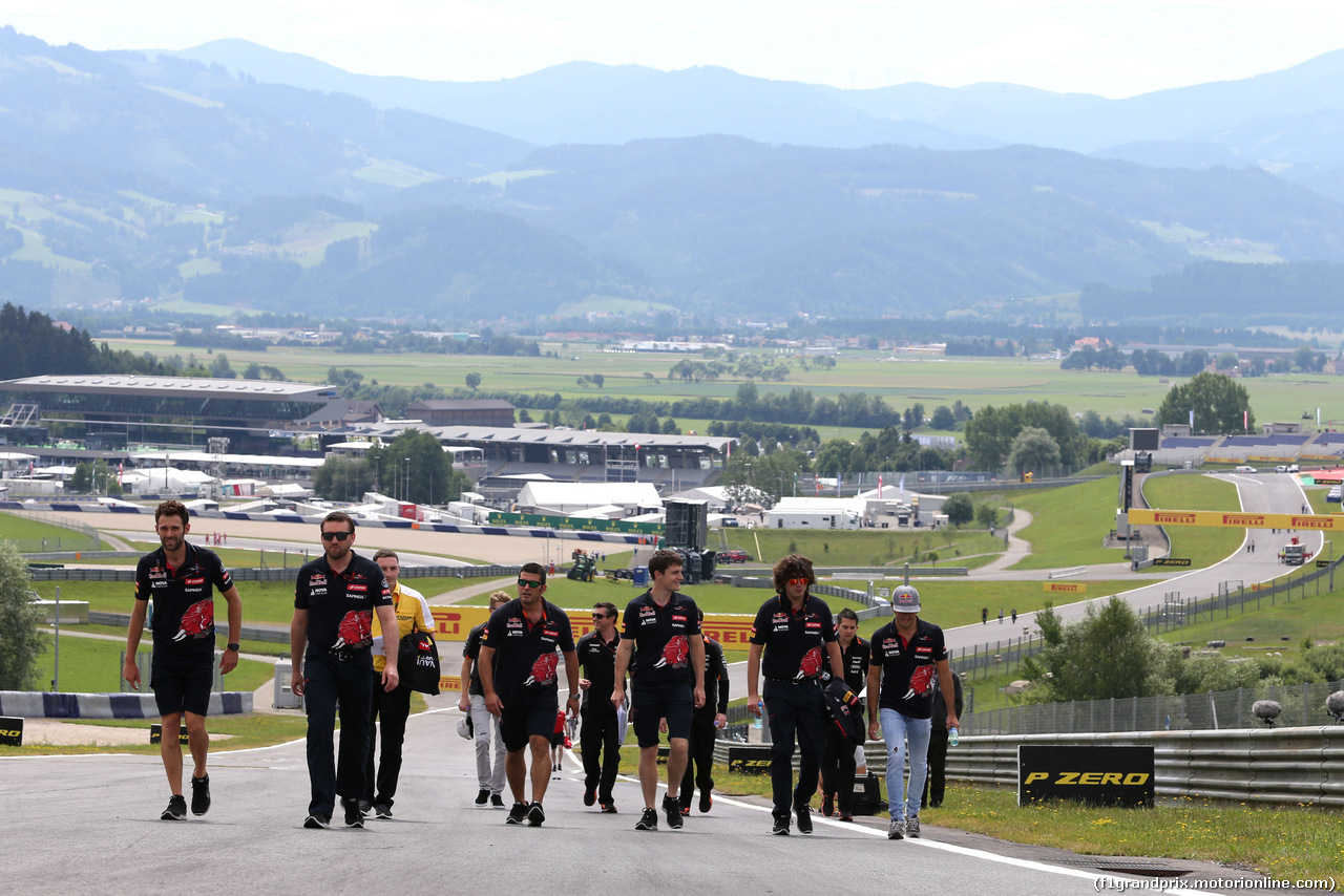 GP AUSTRIA, Carlos Sainz (ESP), Scuderia Toro Rosso 
18.06.2015.