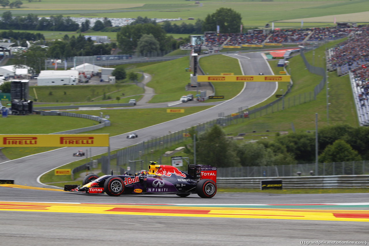 GP AUSTRIA, 20.06.2015- Qualifiche, Daniil Kvyat (RUS) Red Bull Racing RB11