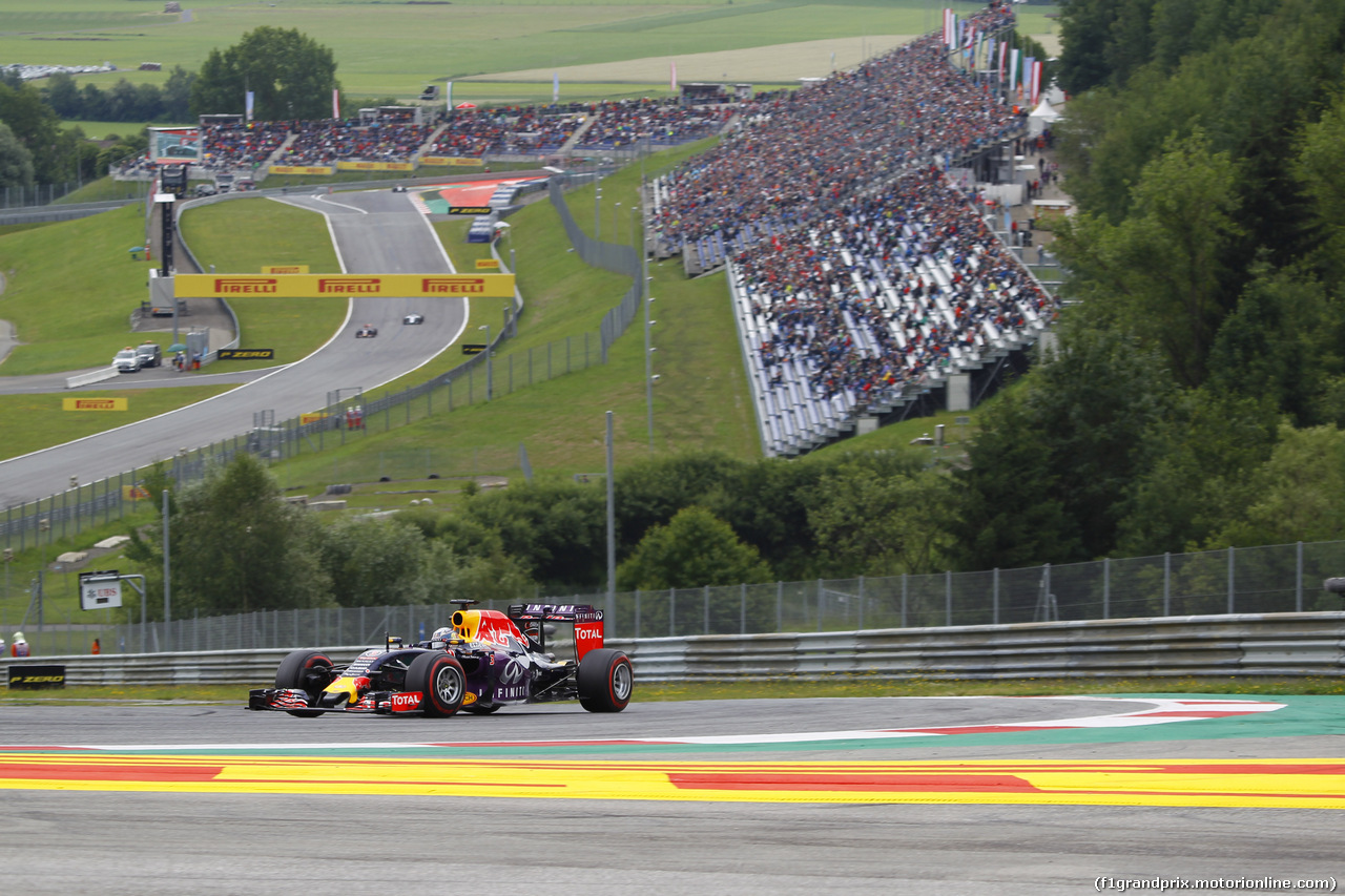 GP AUSTRIA, 20.06.2015- Qualifiche, Daniel Ricciardo (AUS) Red Bull Racing RB11