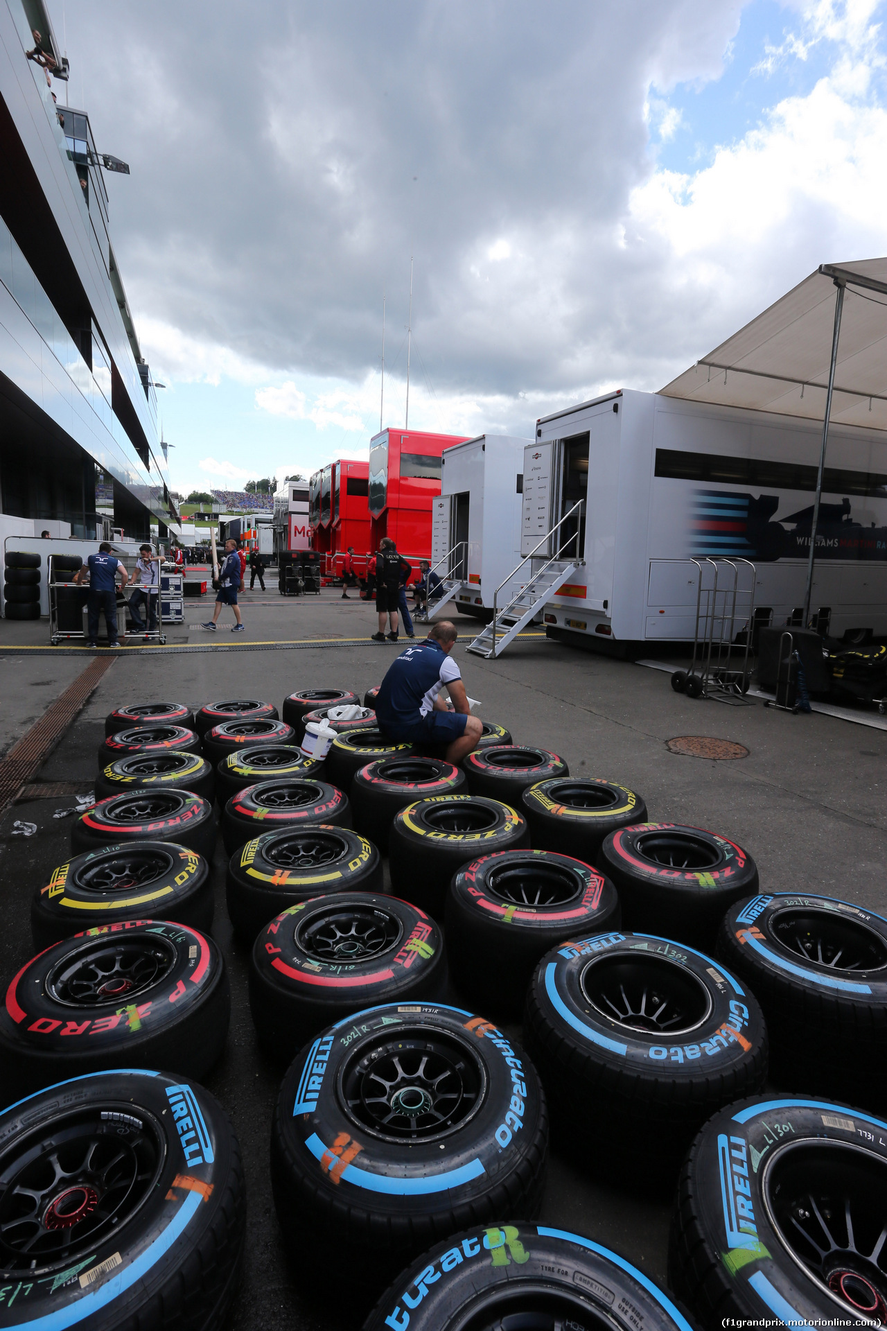 GP AUSTRIA, 20.06.2015- Tires