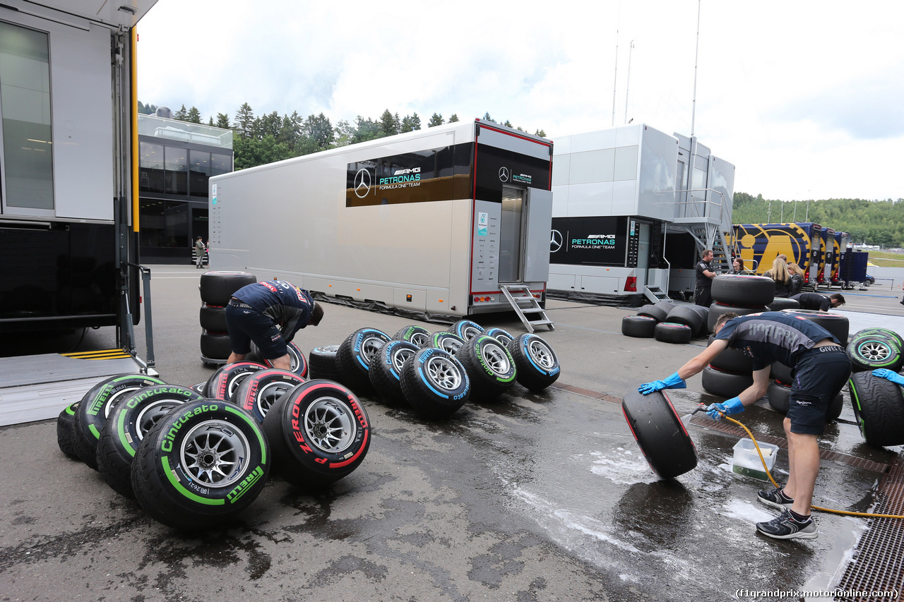 GP AUSTRIA, 20.06.2015- Tires