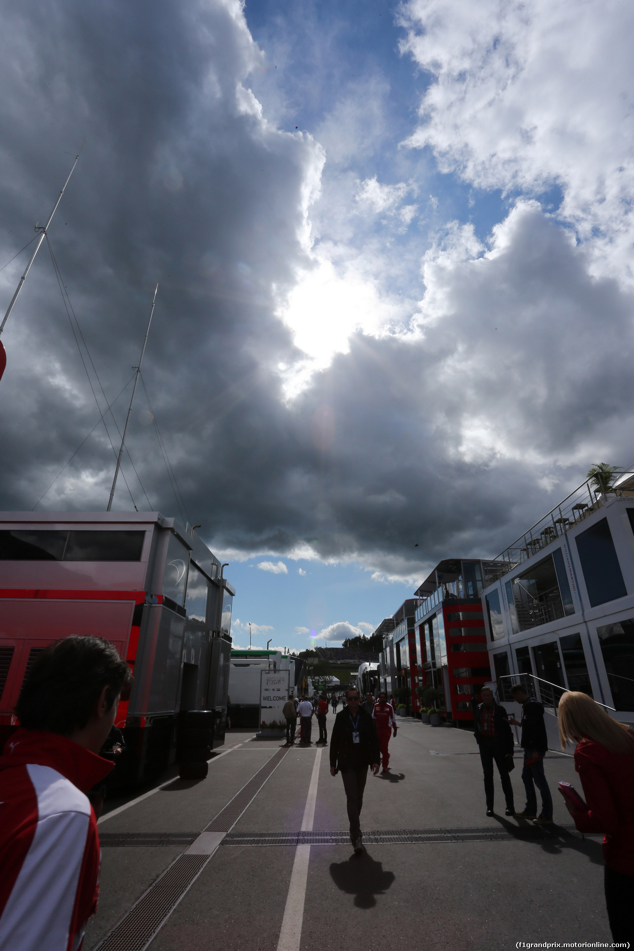 GP AUSTRIA, 20.06.2015-Paddock view