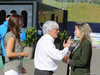 GP AUSTRIA, 20.06.2015- Bernie Ecclestone (GBR), President e CEO of Formula One Management e Fabiana Flosi (BRA), wife of Bernie Ecclestone (GBR) e Rafaela Bassi (BRA), wife of Felipe Massa (BRA)