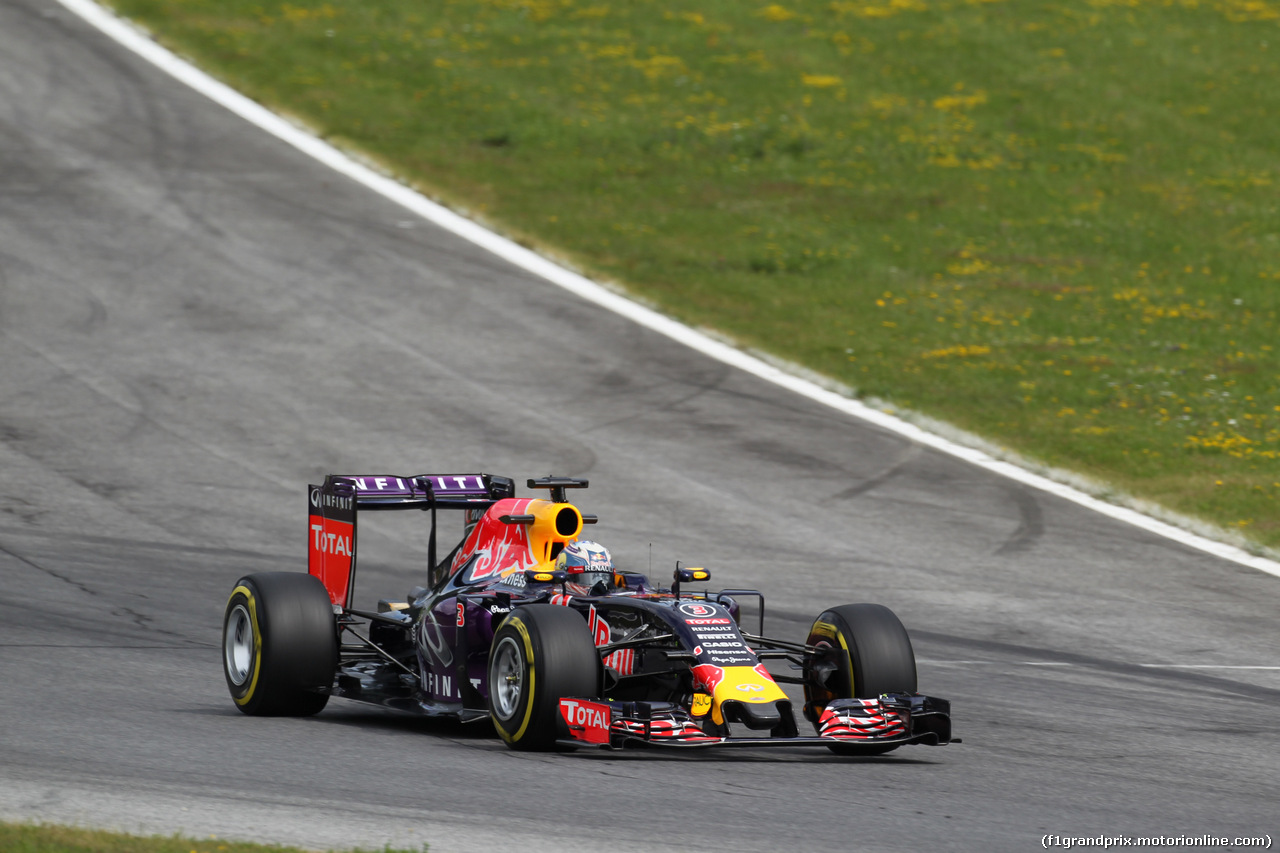 GP AUSTRIA, 19.06.2015- Prove Libere 1,  Daniel Ricciardo (AUS) Red Bull Racing RB11