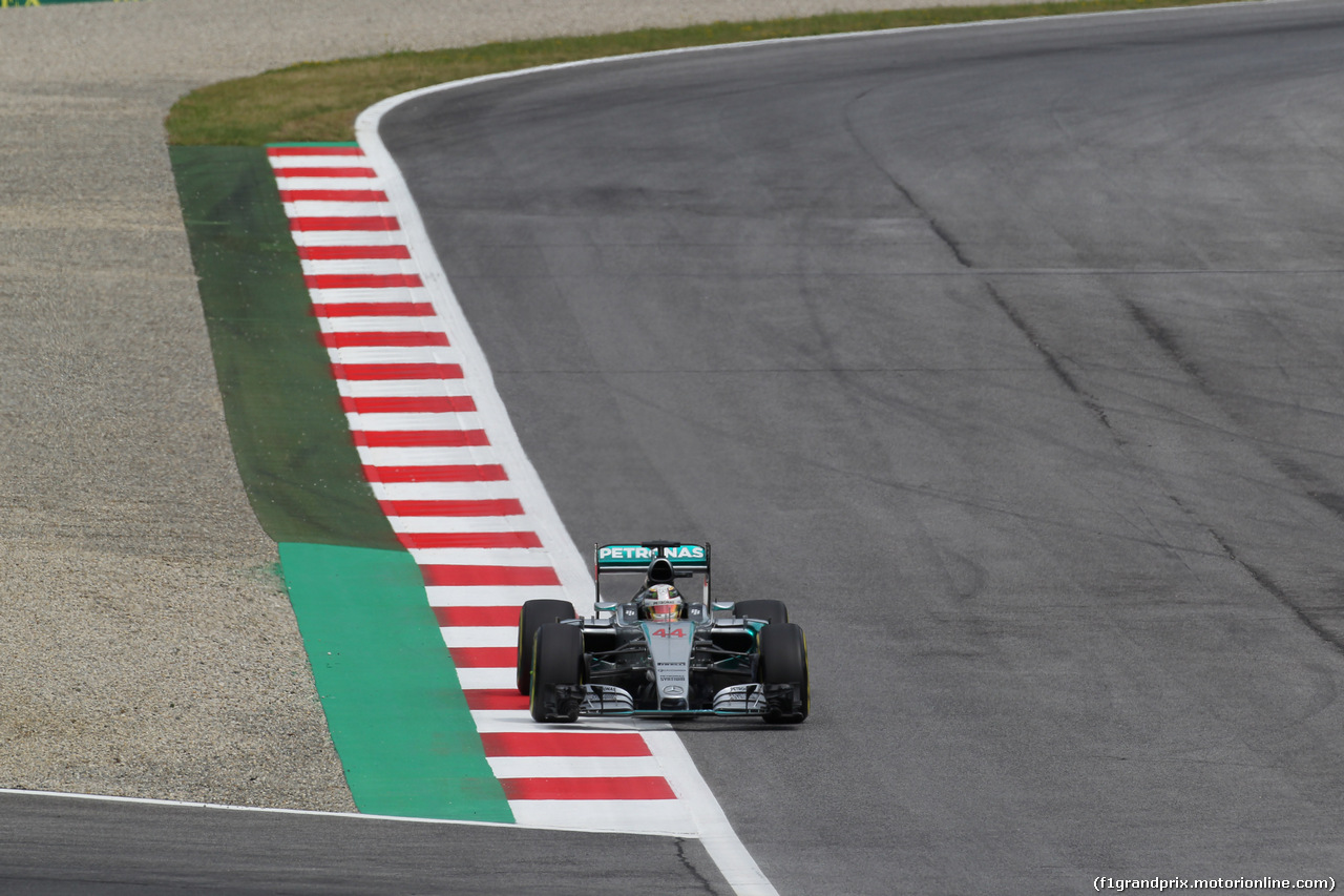 GP AUSTRIA, 19.06.2015- Prove Libere 1,  Lewis Hamilton (GBR) Mercedes AMG F1 W06