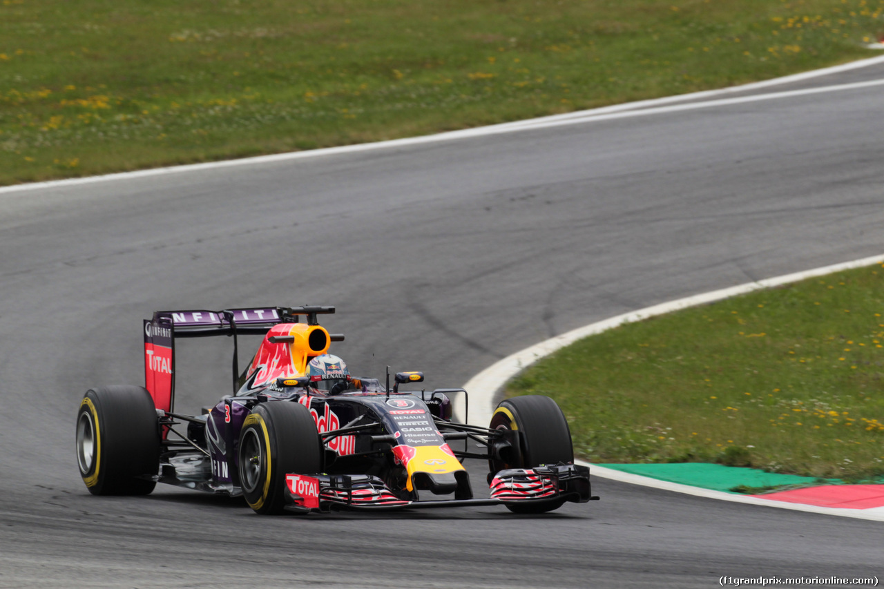 GP AUSTRIA, 19.06.2015- Prove Libere 1,  Daniel Ricciardo (AUS) Red Bull Racing RB11